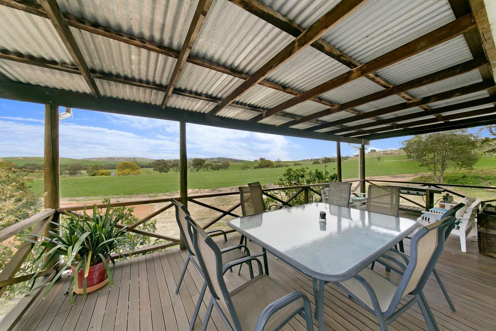 Hillside Country Retreat Hotel York Bagian luar foto