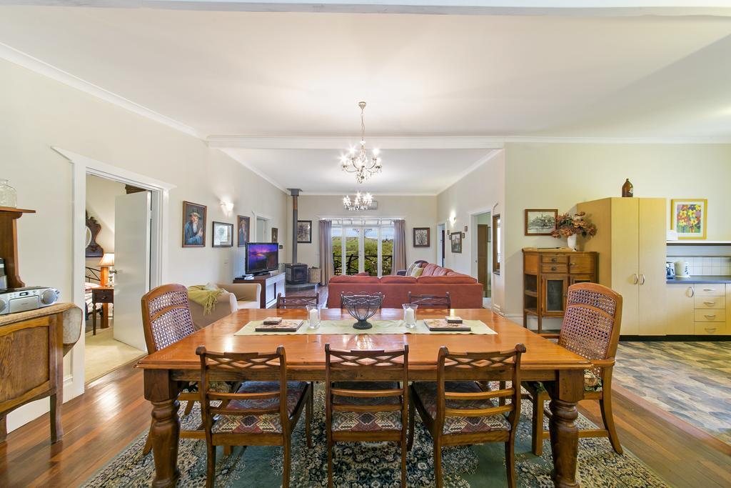 Hillside Country Retreat Hotel York Bagian luar foto